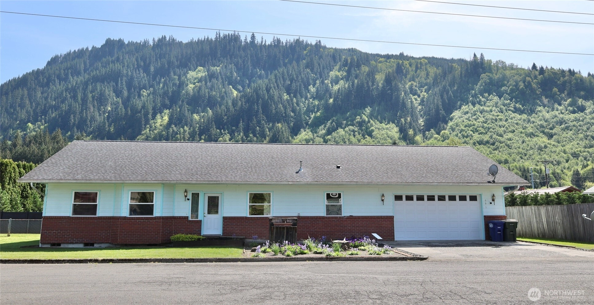 693 Temple Ave Unit  Morton WA 98356
