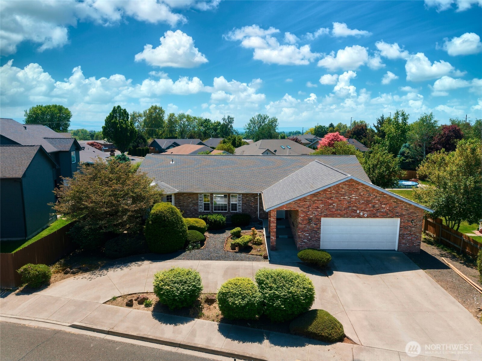 860 SE Sentry Dr College Place WA 99324