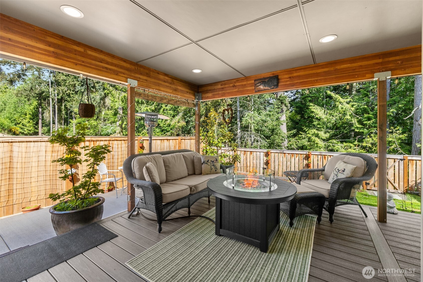1529 Discovery Loop Port Angeles WA 98363