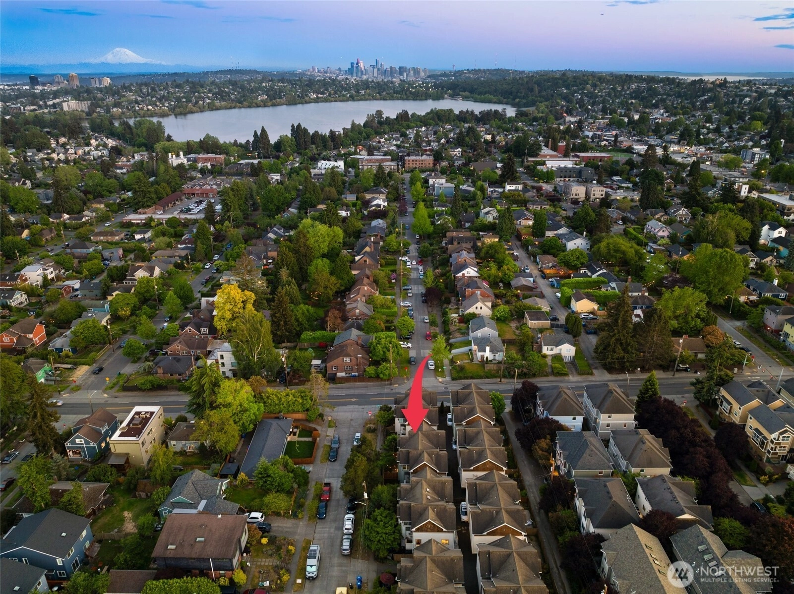 8509 A Interlake Ave N Seattle WA 98103