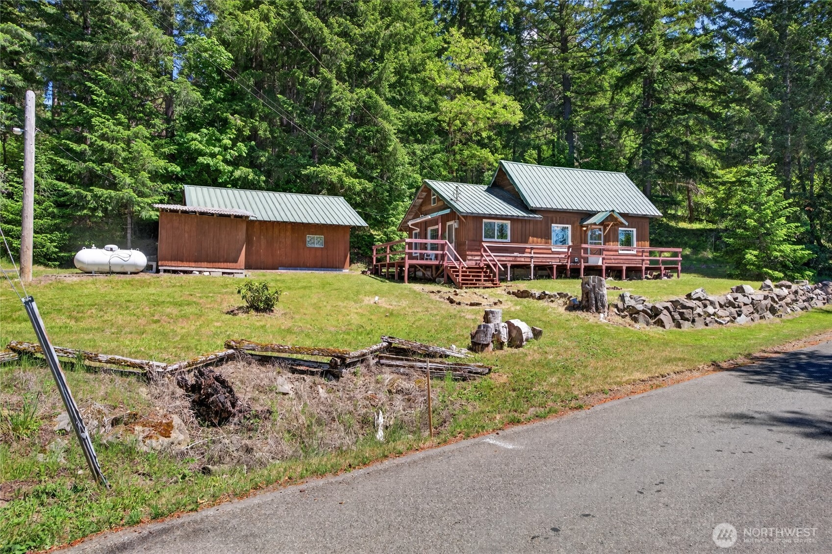 121 Powerhouse Rd Packwood WA 98361