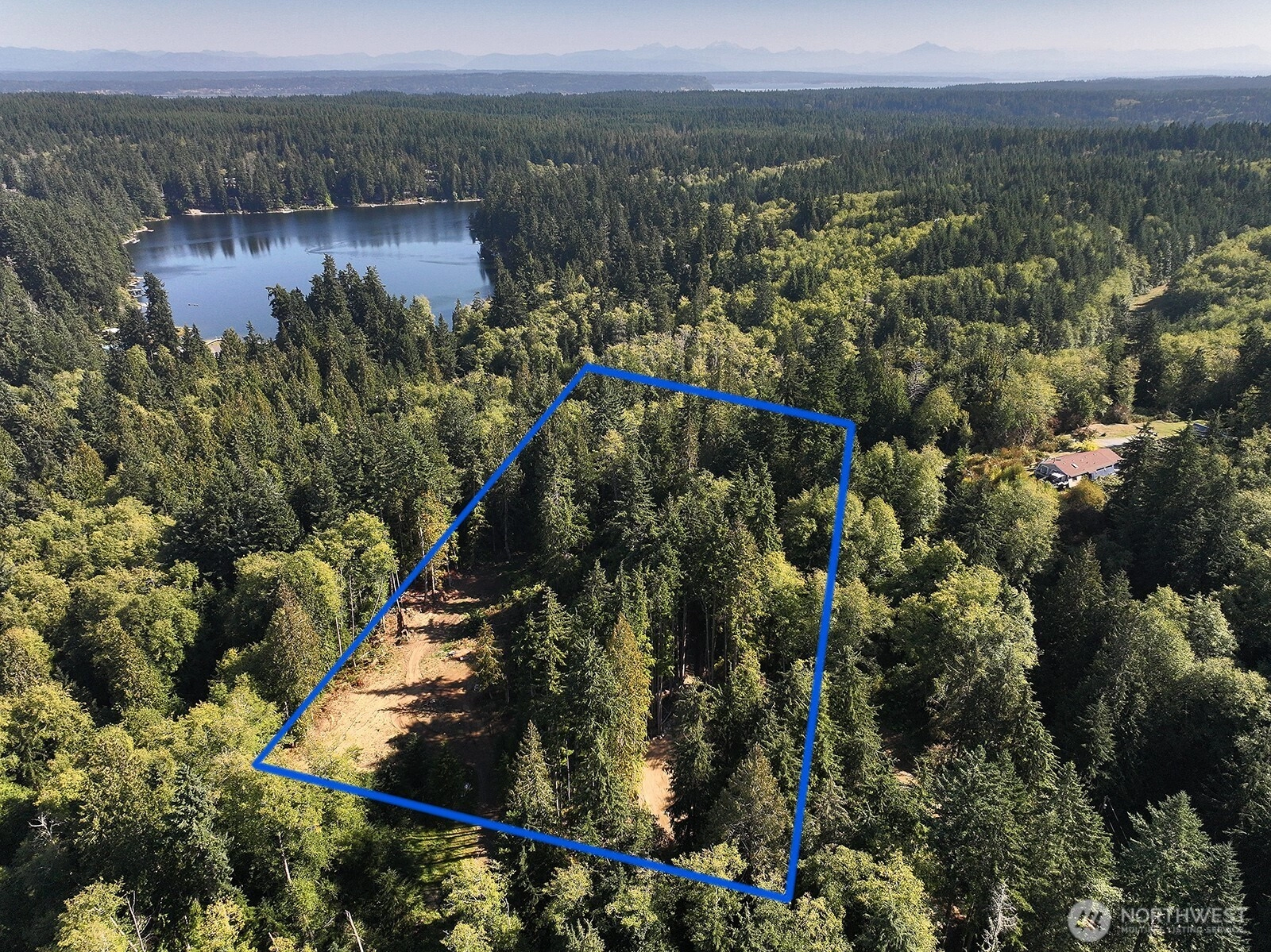 4935 Helppie Ln Unit  Freeland WA 98249