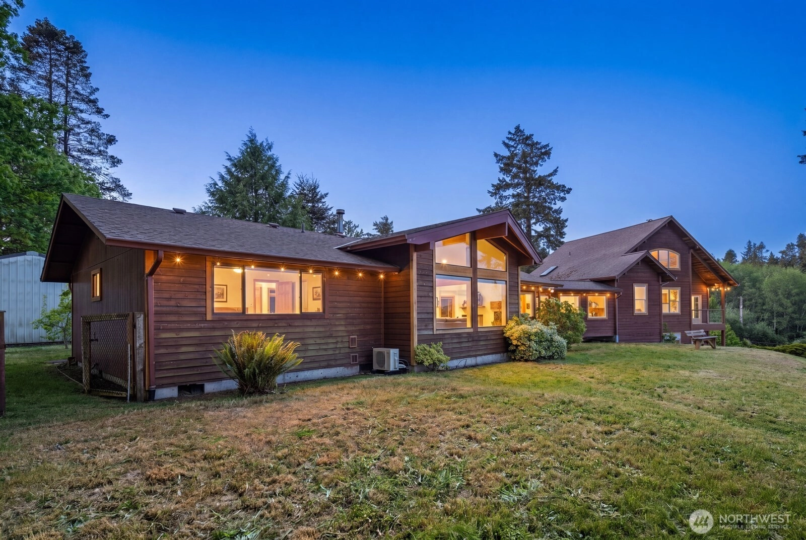 38104 Hillview Ln NE Hansville WA 98340