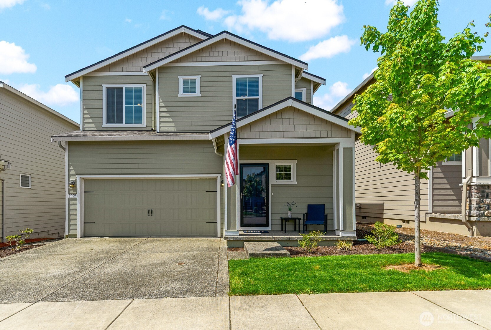 1228 W 16th Ave La Center WA 98629