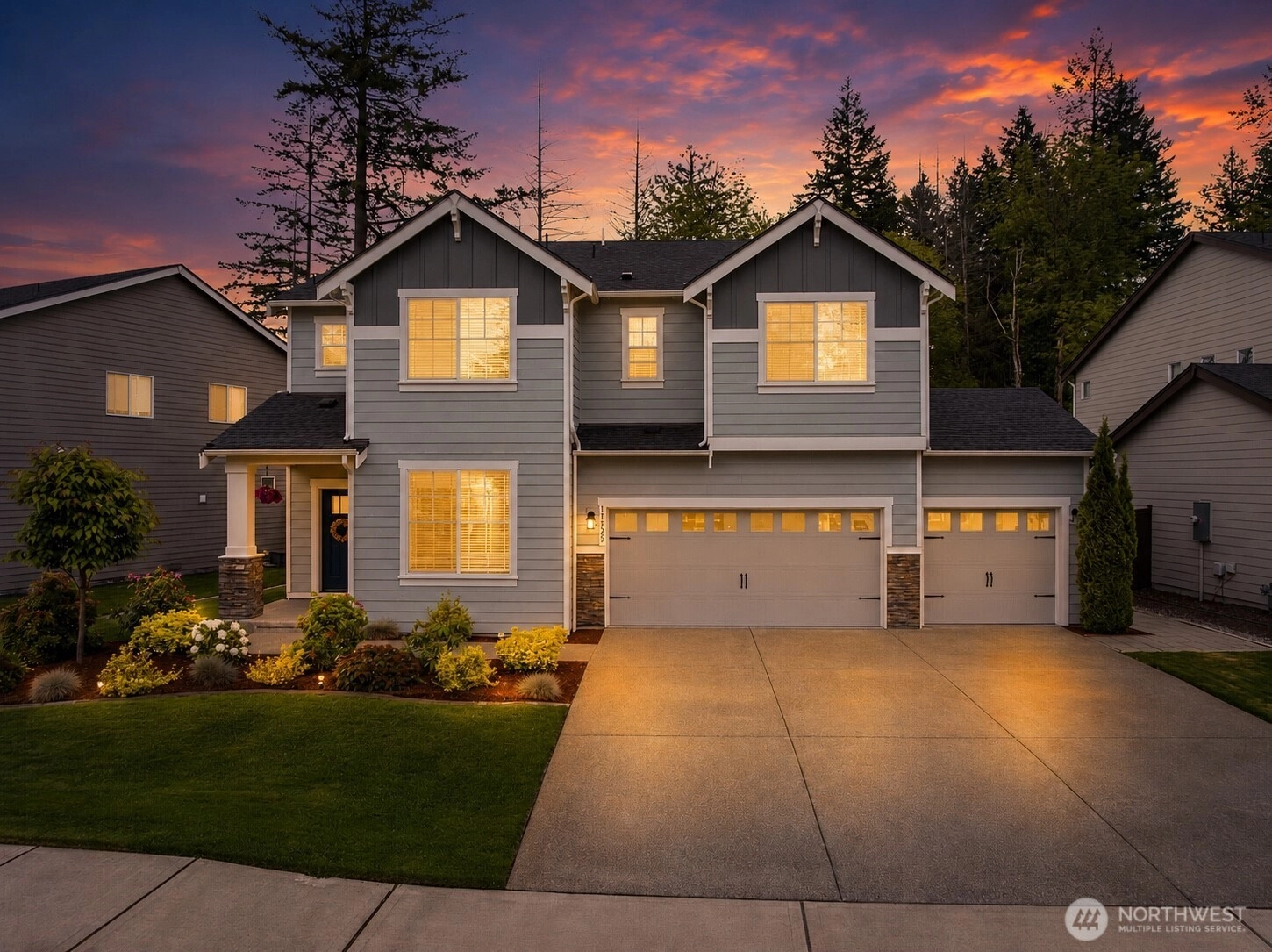 17525 Crossing Dr E Puyallup WA 98374