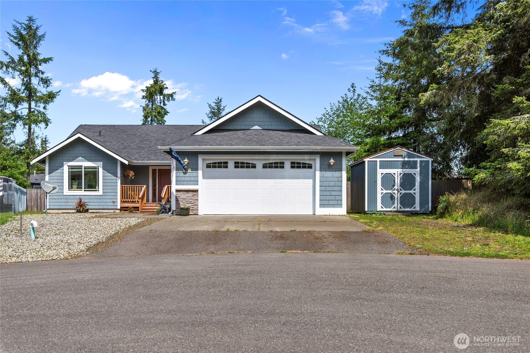 118 Mark Ct SE Ocean Shores WA 98569