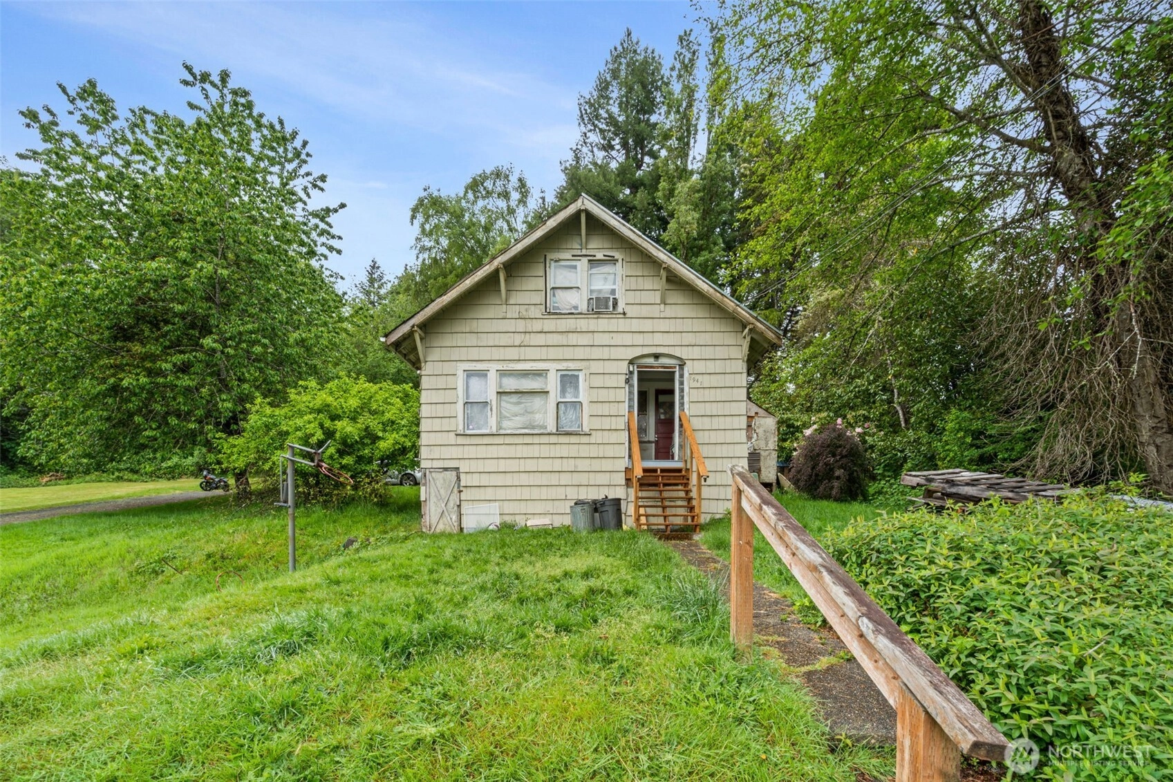 1941 Gerber St Raymond WA 98577