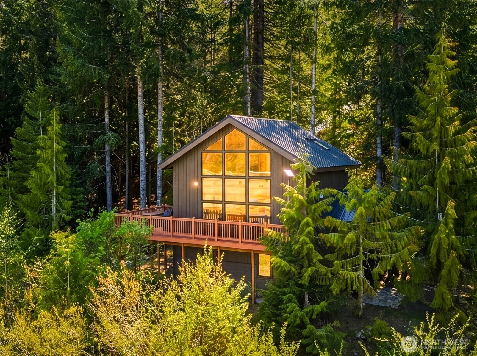 350 Rampart Dr Snoqualmie Pass WA 98068