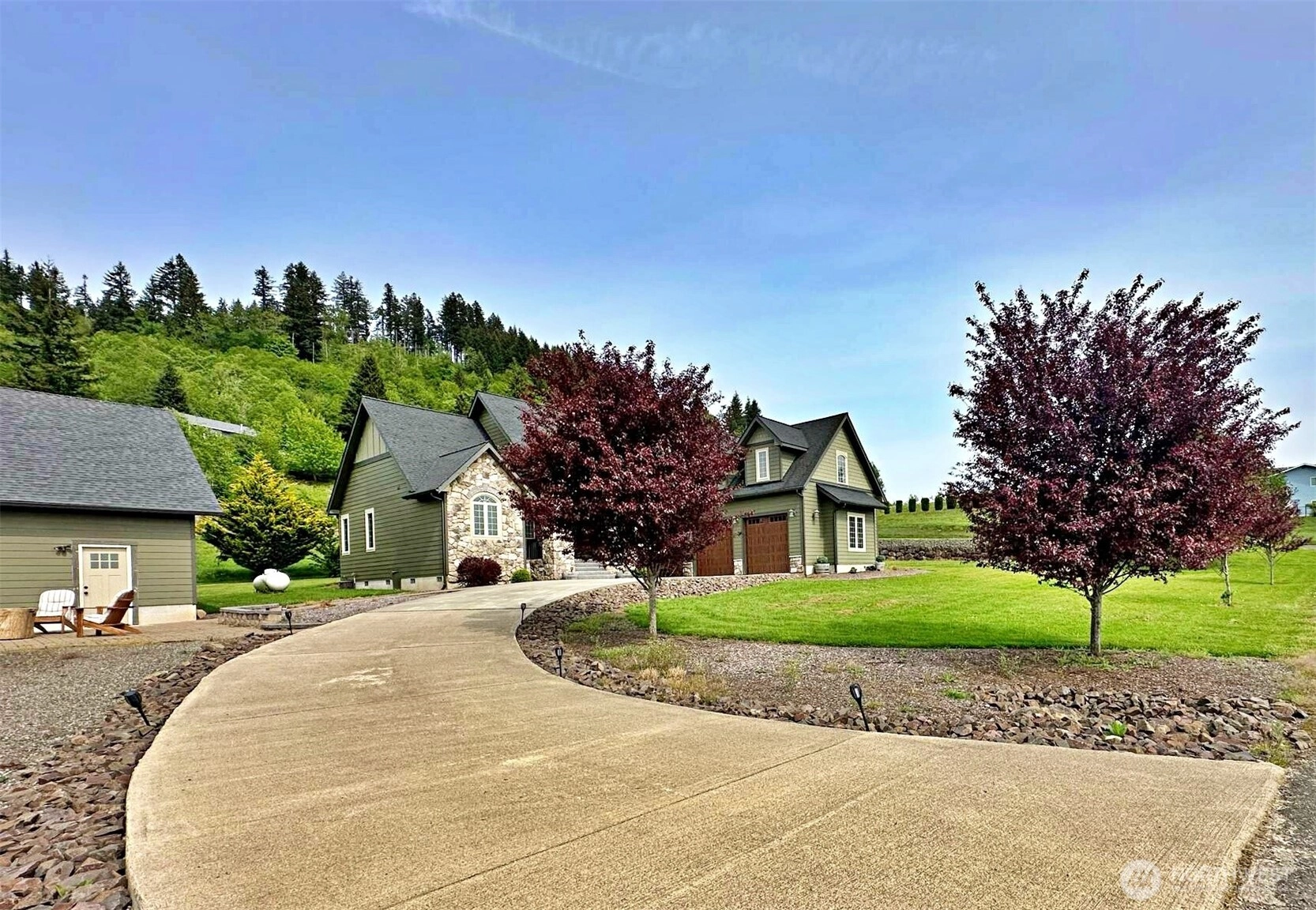 104 Hummingbird Ln Silver Creek WA 98585