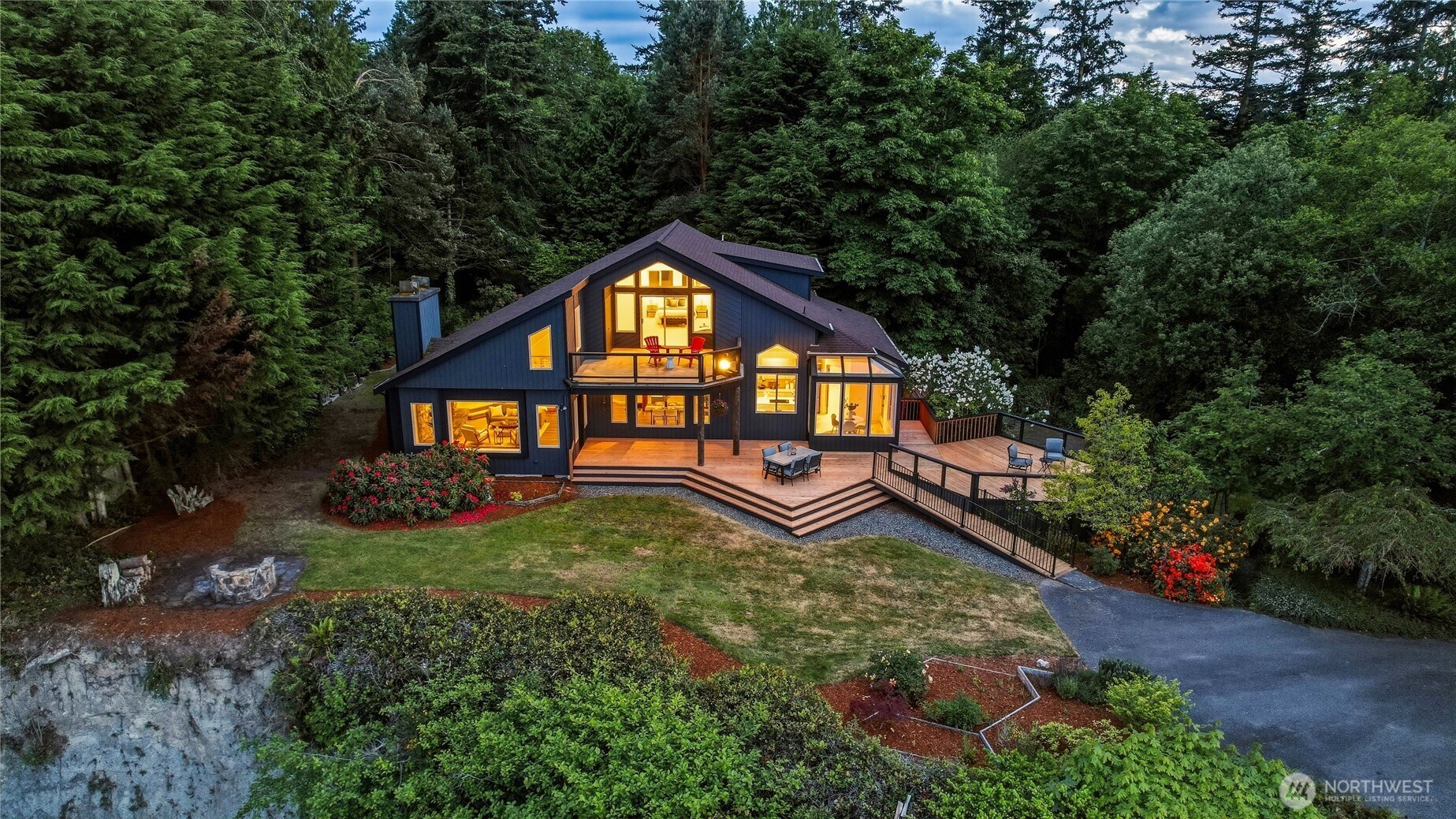 3996 NE Twin Spits Rd Hansville WA 98340