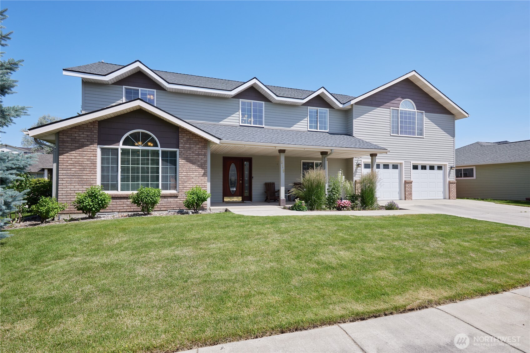519 Se Mockingbird Dr College Place WA 99324