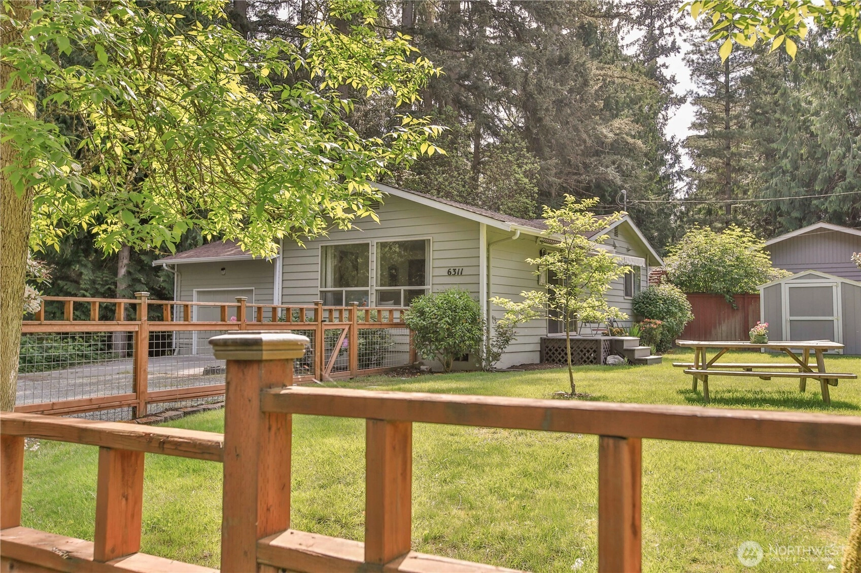 6311 Pineridge Ln Clinton WA 98236