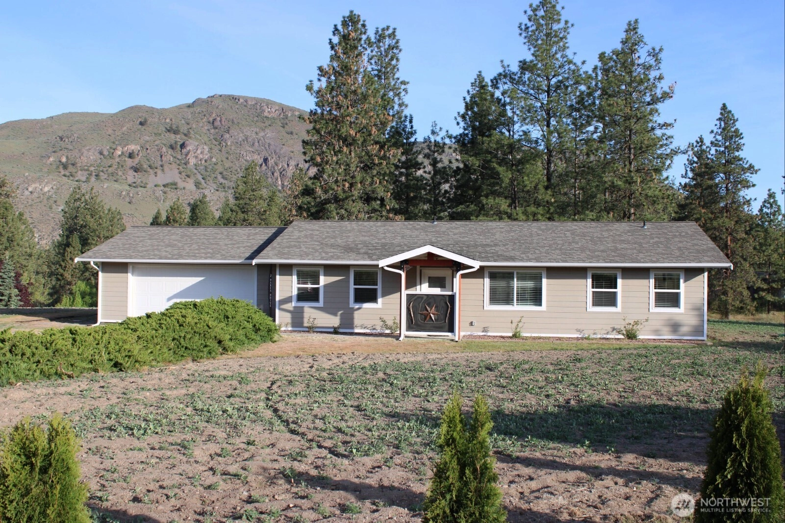 2 Oakes Dr Tonasket WA 98855
