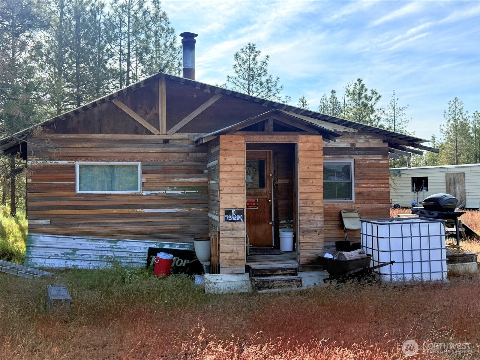 Johns Rocky Way E Unit  Davenport WA 99122