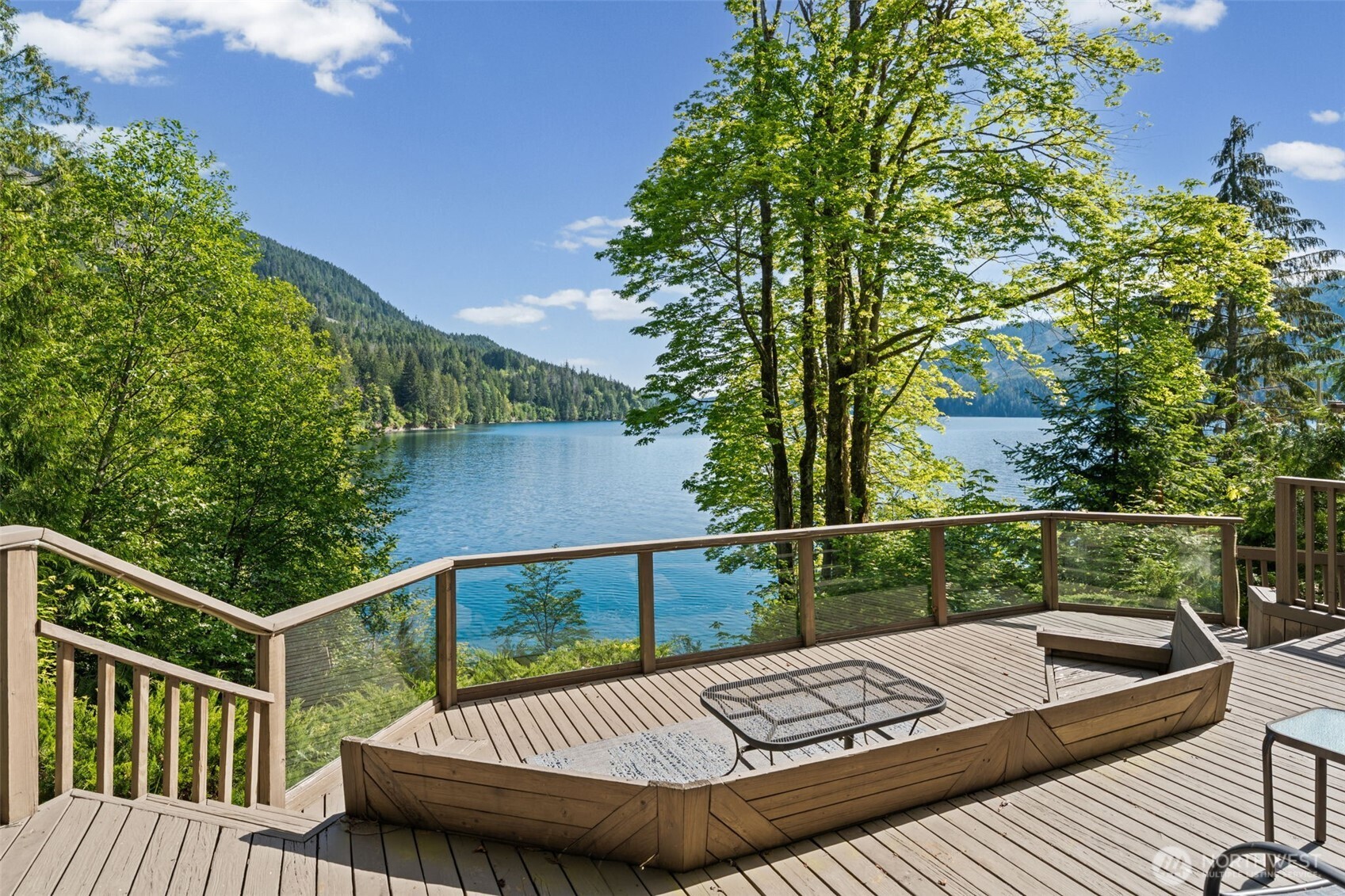 90 Lakeshore Pl Unit  Hoodsport WA 98548