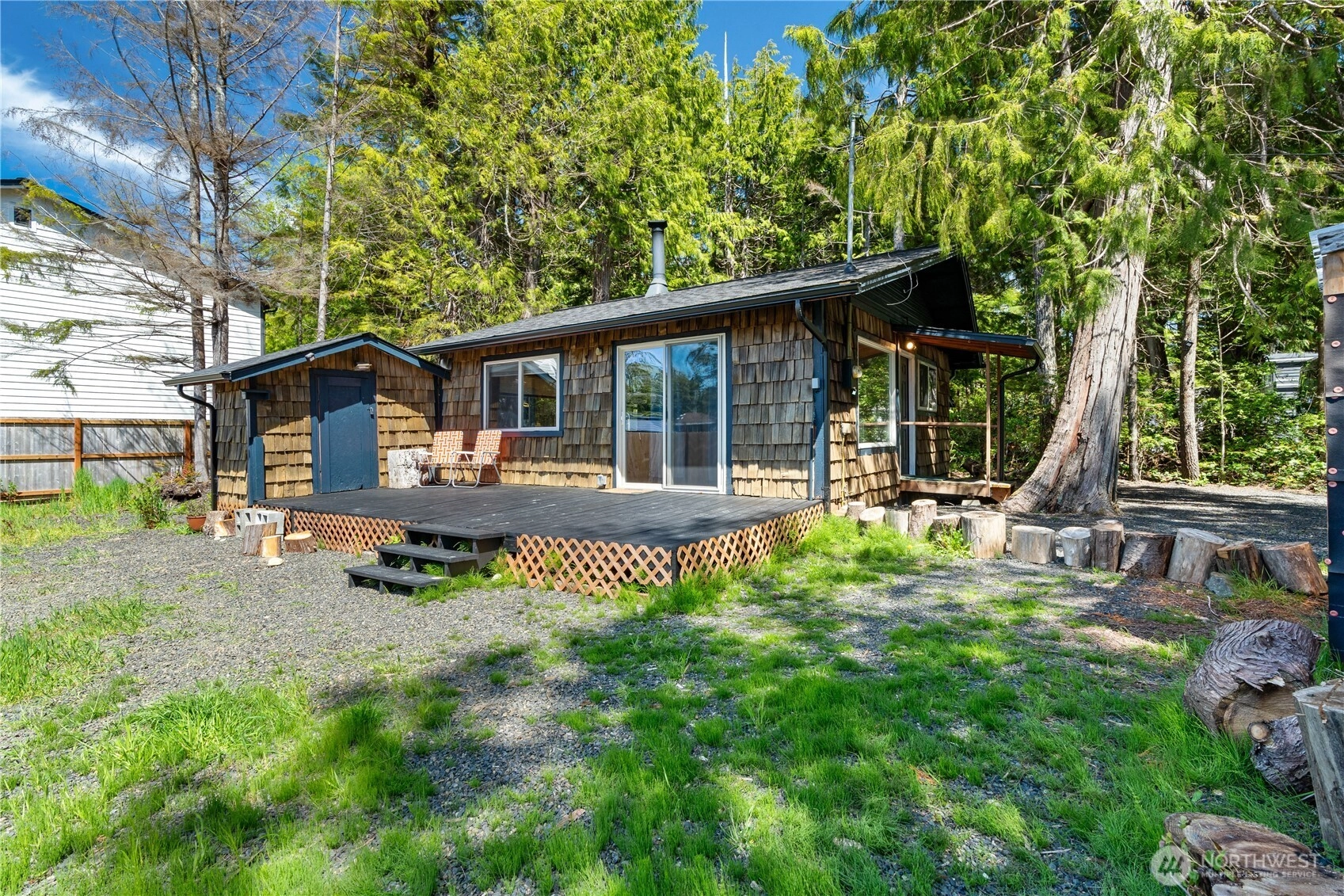 37 Butterfly Ln Pacific Beach WA 98571