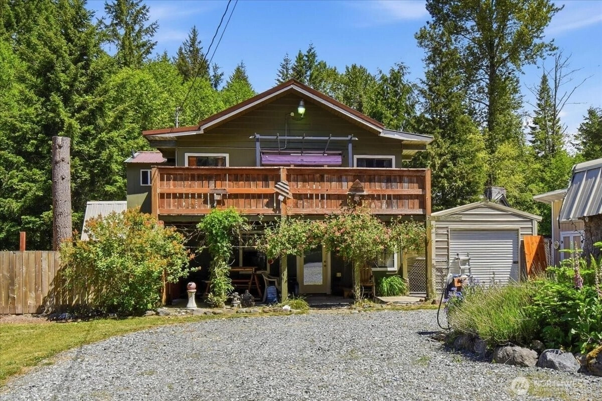 116 Mountain View Dr N Ashford WA 98304