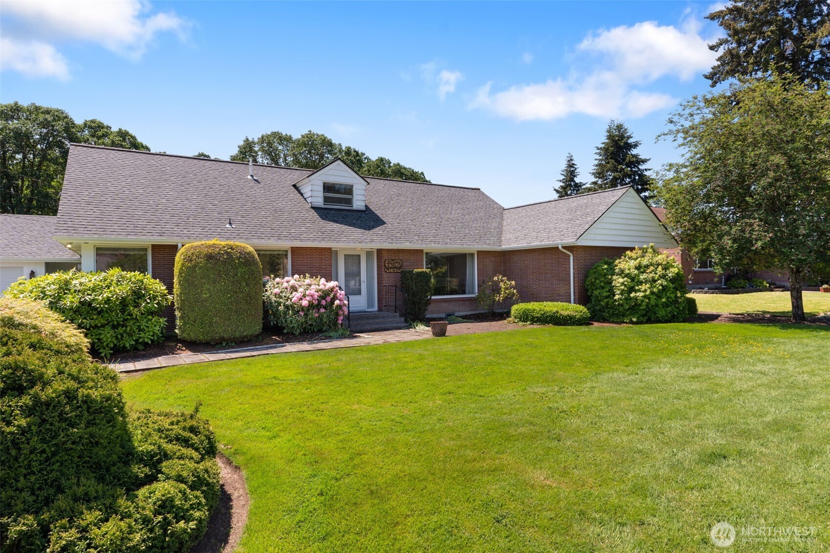 1631 SW Gails Chehalis WA 98532