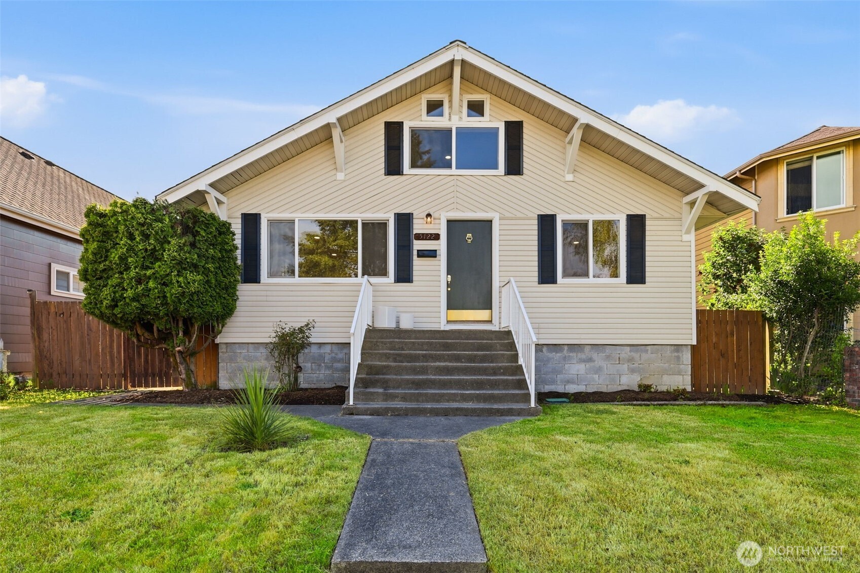 5122 N Shirley St Ruston WA 98407