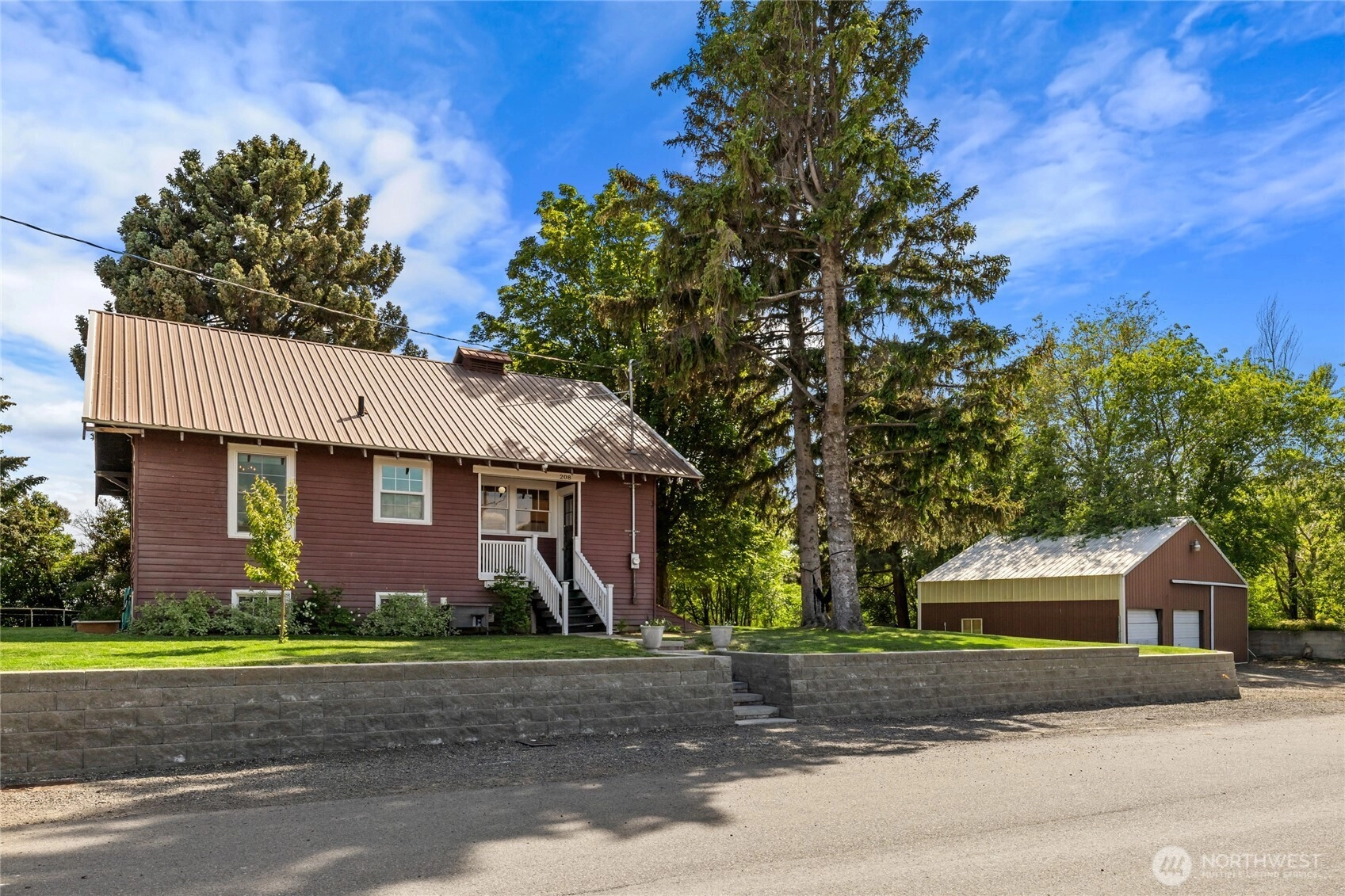 208 Railroad Ave Kittitas WA 98934