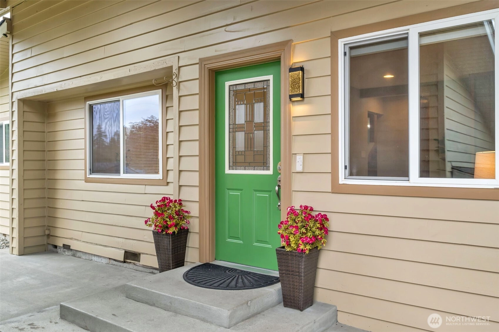2102 15th Ave Milton WA 98354