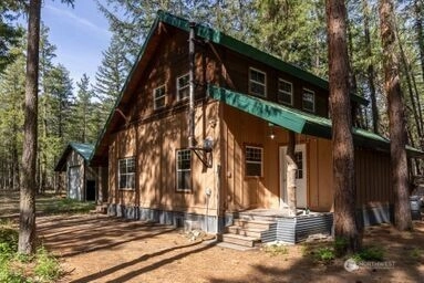 115 Lost River Rd Mazama WA 98833