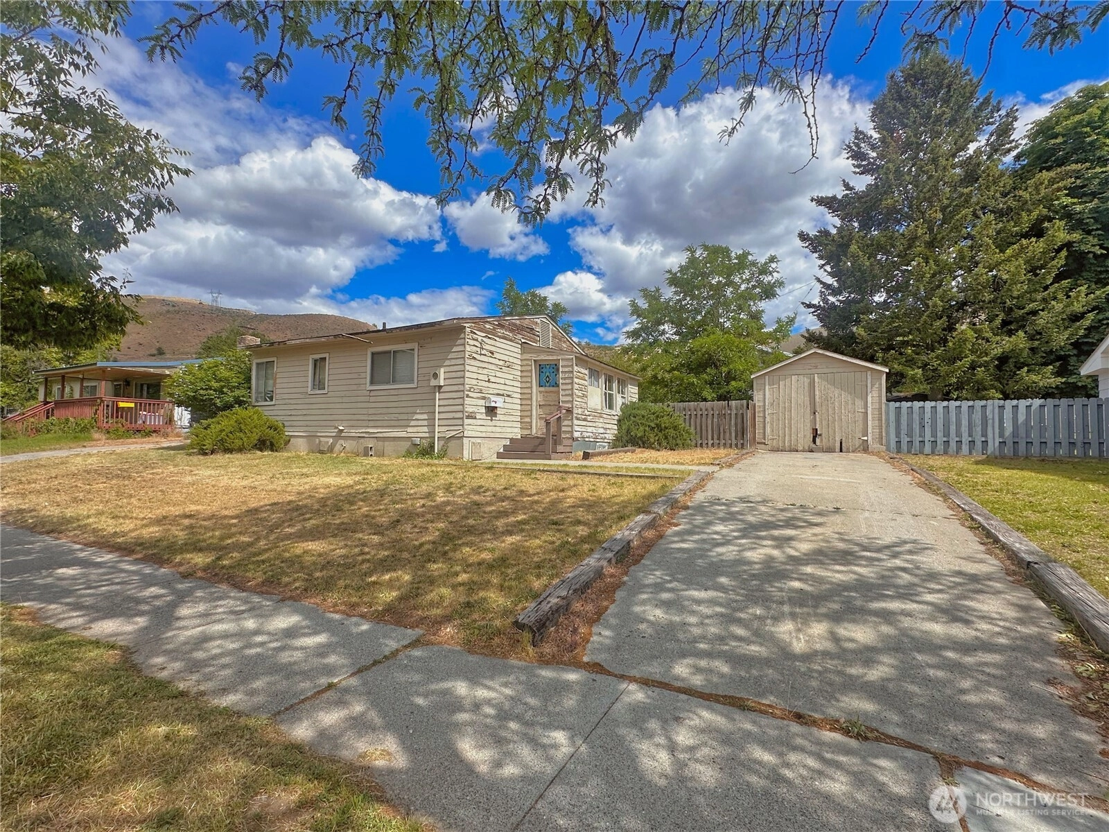 1027 Camas St Unit  Coulee Dam WA 99116