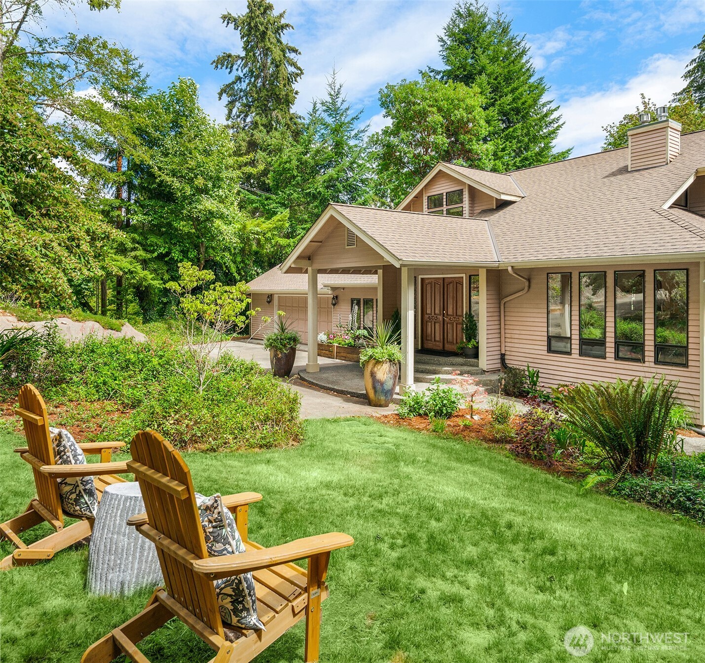 22808 105th Ave SW Vashon WA 98070