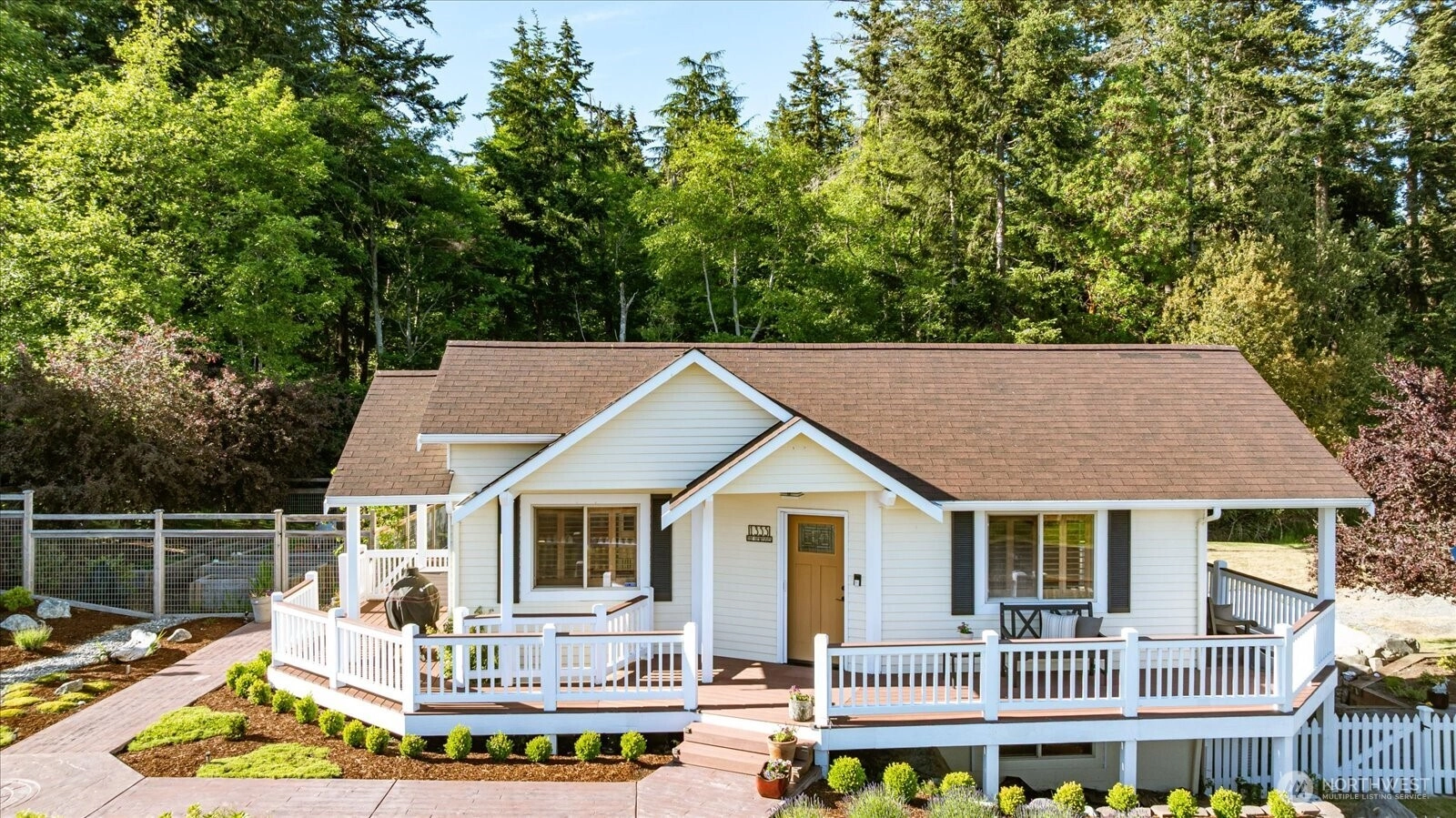 1355 Sealawn Blvd Freeland WA 98249