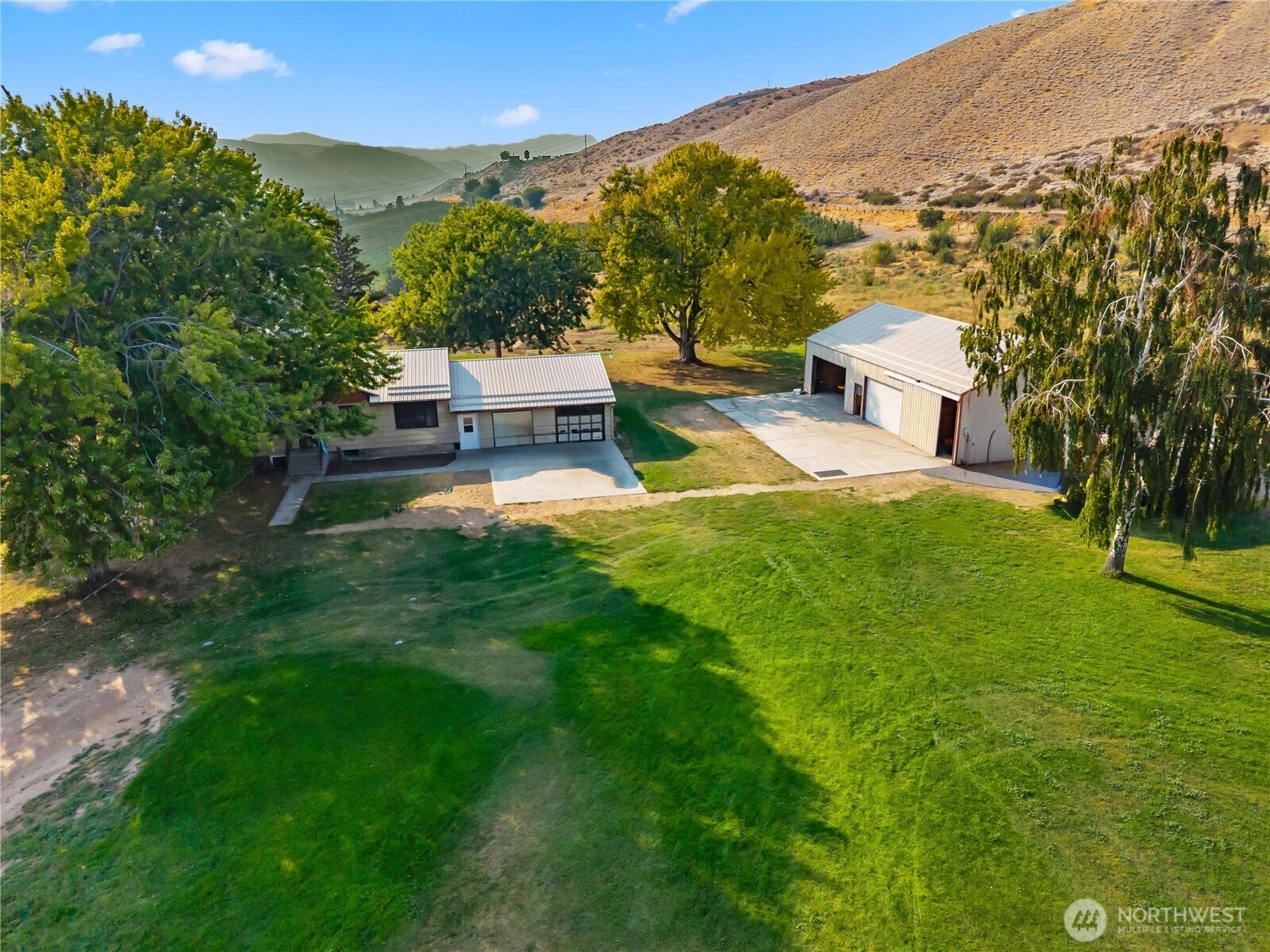 1550 Pear Lane Rock Island WA 98850