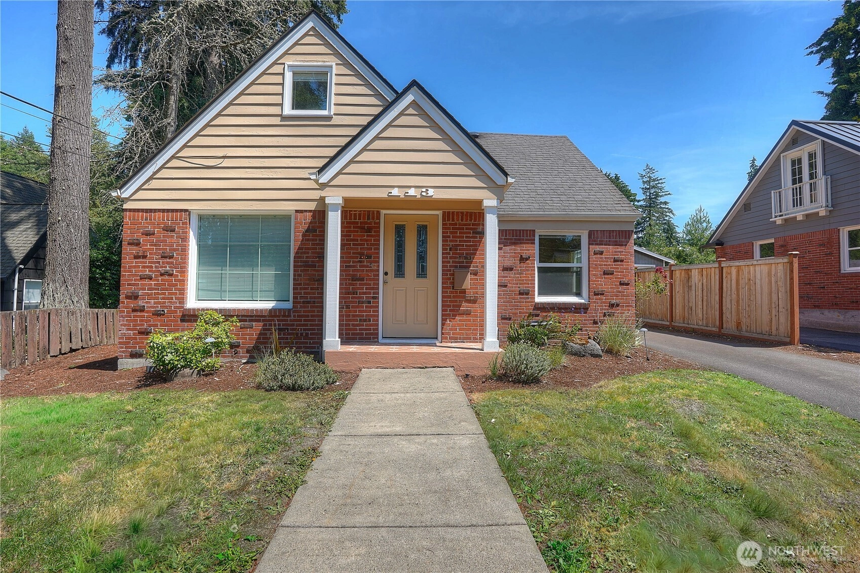 113 Farallone Ave Unit  Fircrest WA 98466