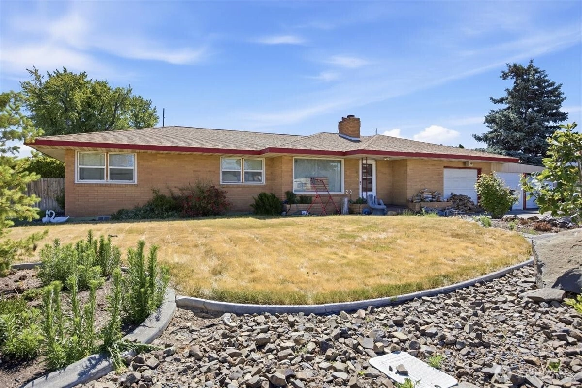 20 N Neel St Unit  Kennewick WA 99336