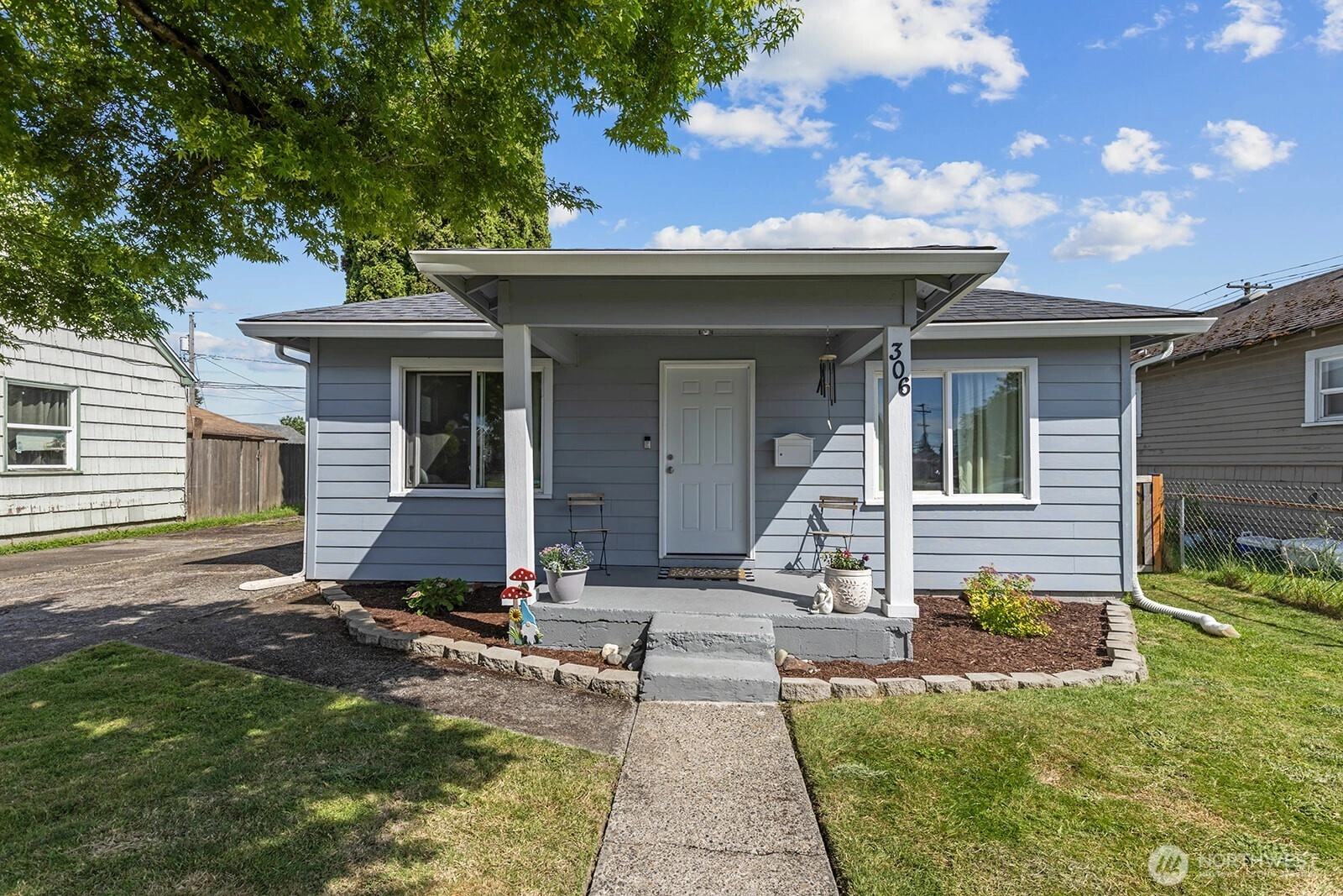 306 26th Ave Longview WA 98632