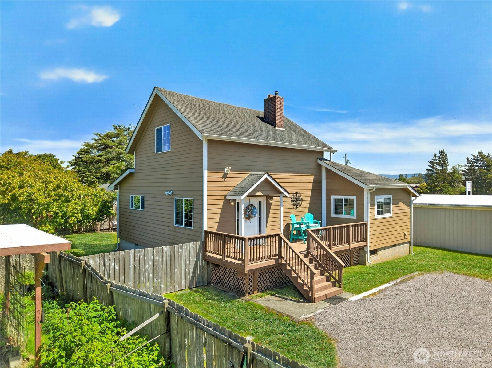 1209 36th St Unit  Seaview WA 98644