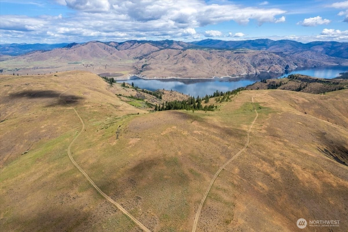 45000 Hanson Harbor Rd N Wilbur WA 99185