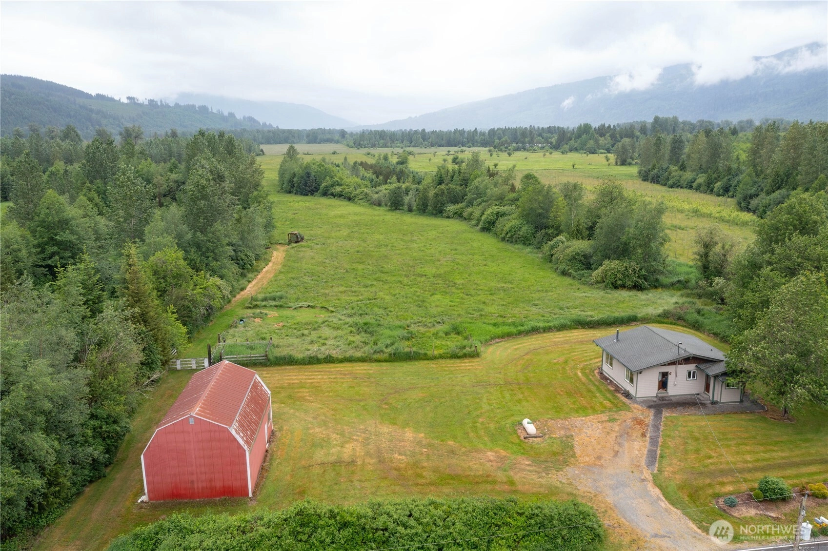5473 Strand Road Deming WA 98244