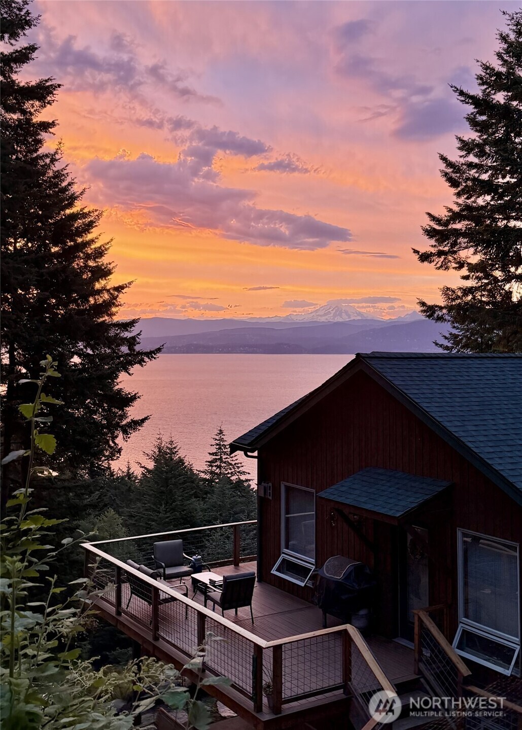 1058 Dana Cir Lummi Island WA 98262