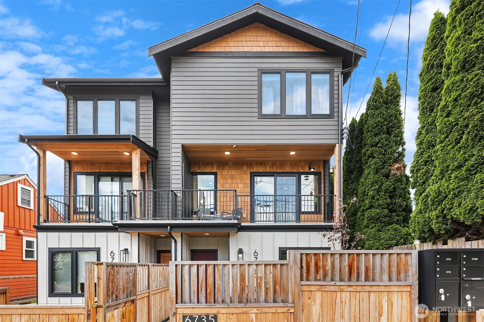 6735 11th Ave NW Seattle WA 98117