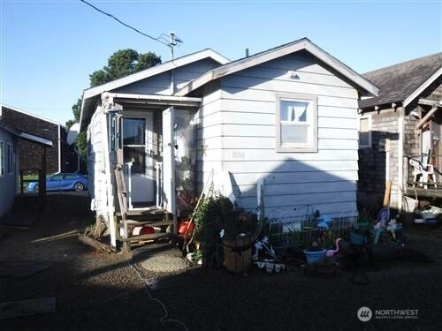 1004 Ocean Beach Boulevard S Long Beach WA 98631