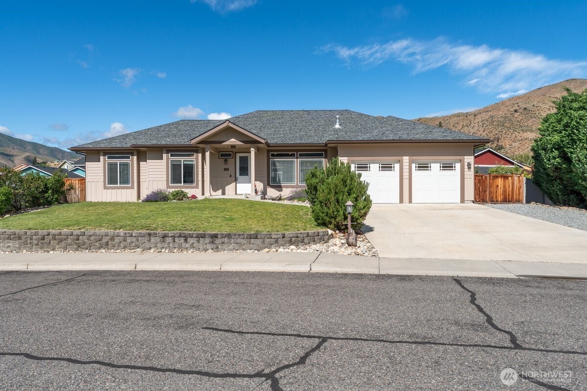 1020 Crest Loop Entiat WA 98822