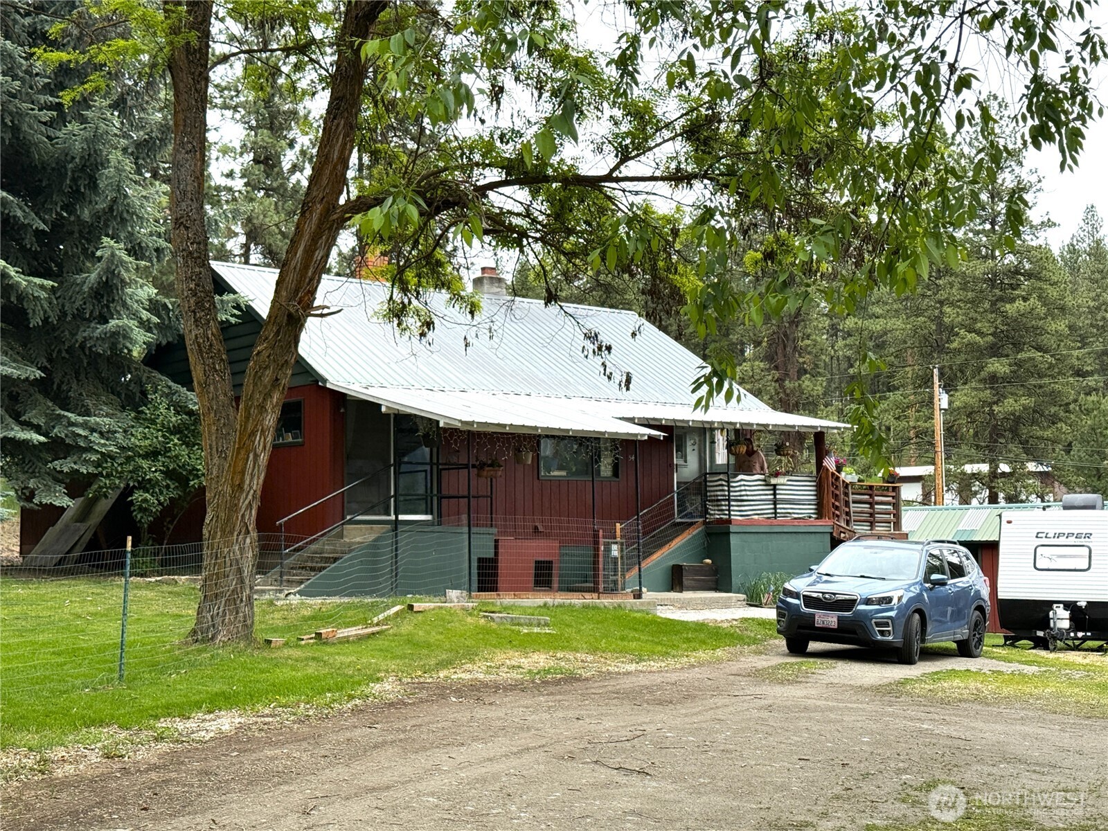 54 N Klondike Rd Republic WA 99166