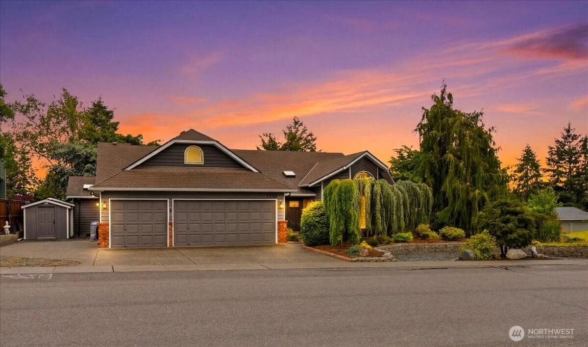 1123 SW Kalama Lp Oak Harbor WA 98277