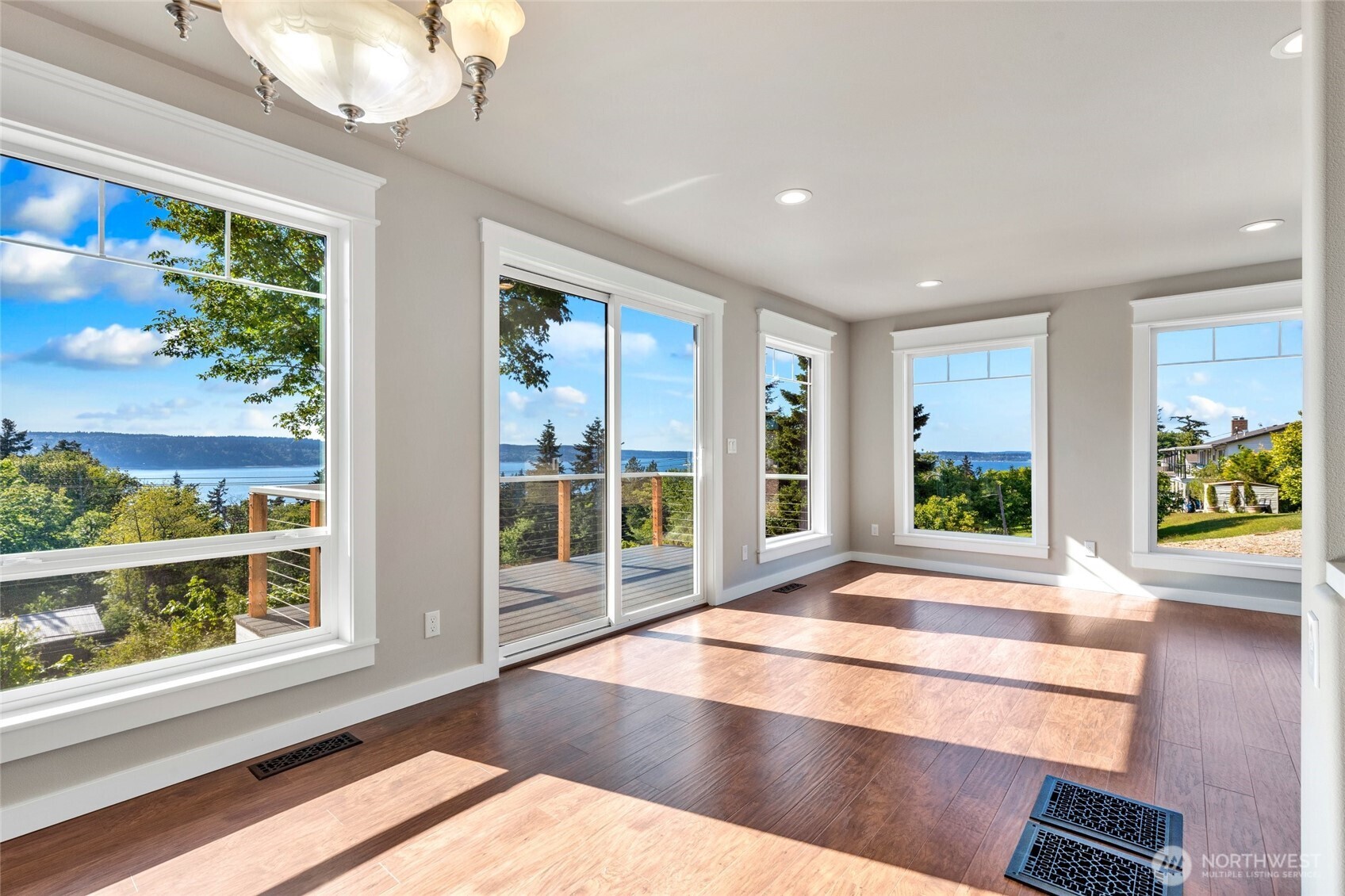 501 11th St Mukilteo WA 98275