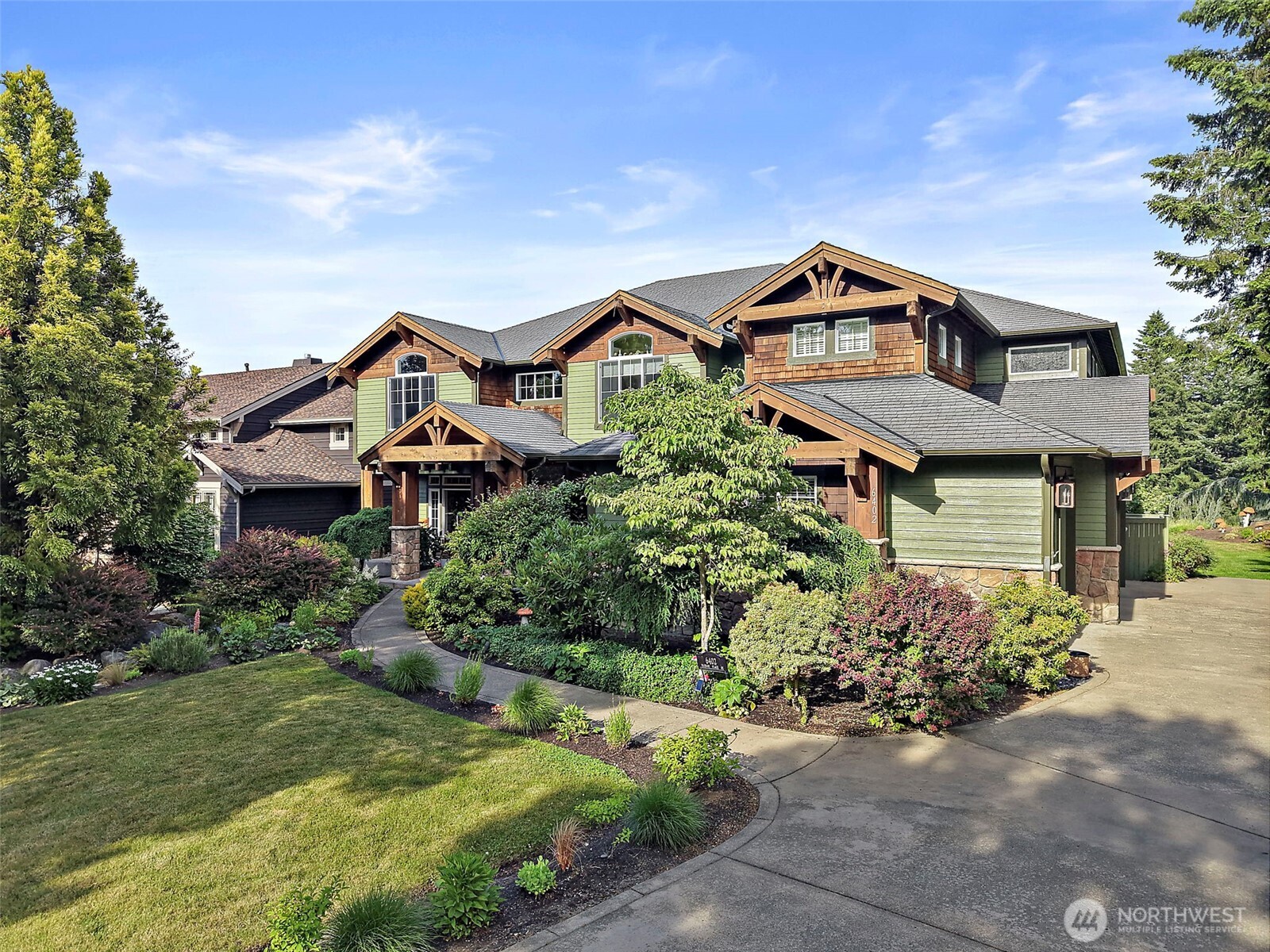 6402 Fairway Pl SE Snoqualmie WA 98065