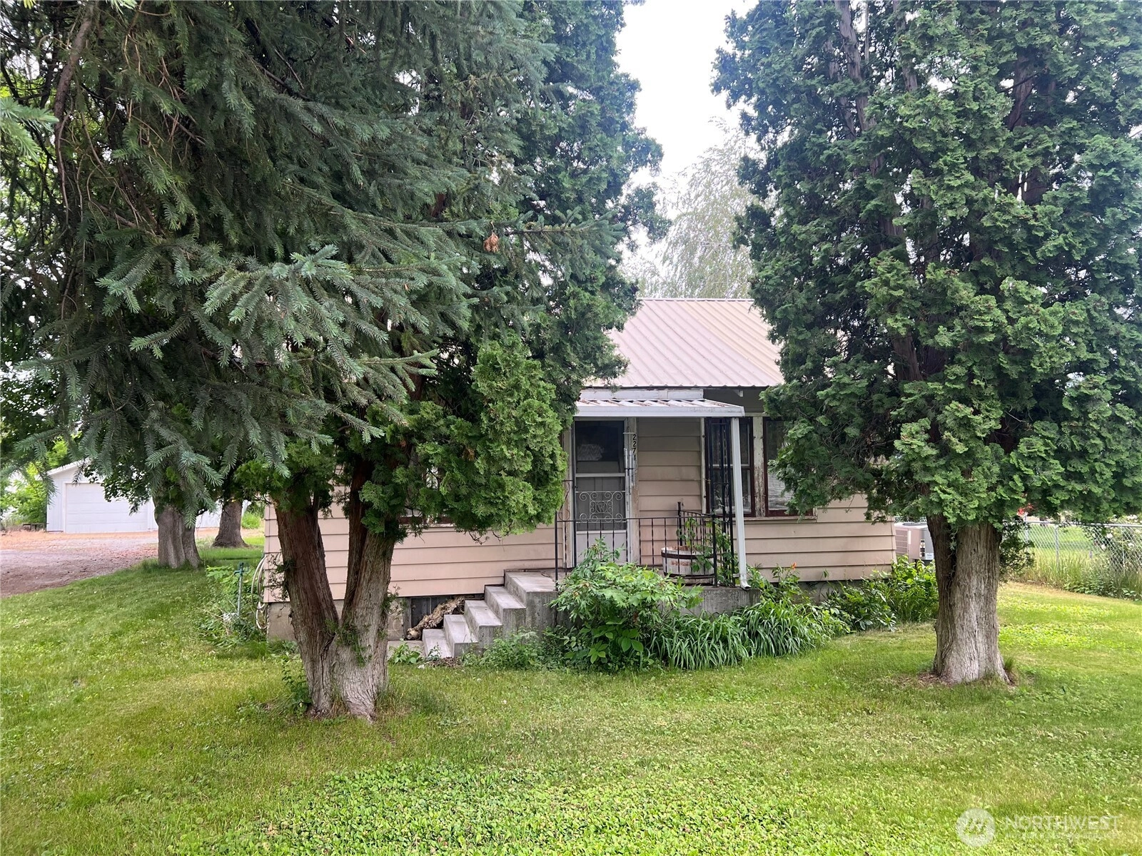 2274 Elmway Okanogan WA 98840