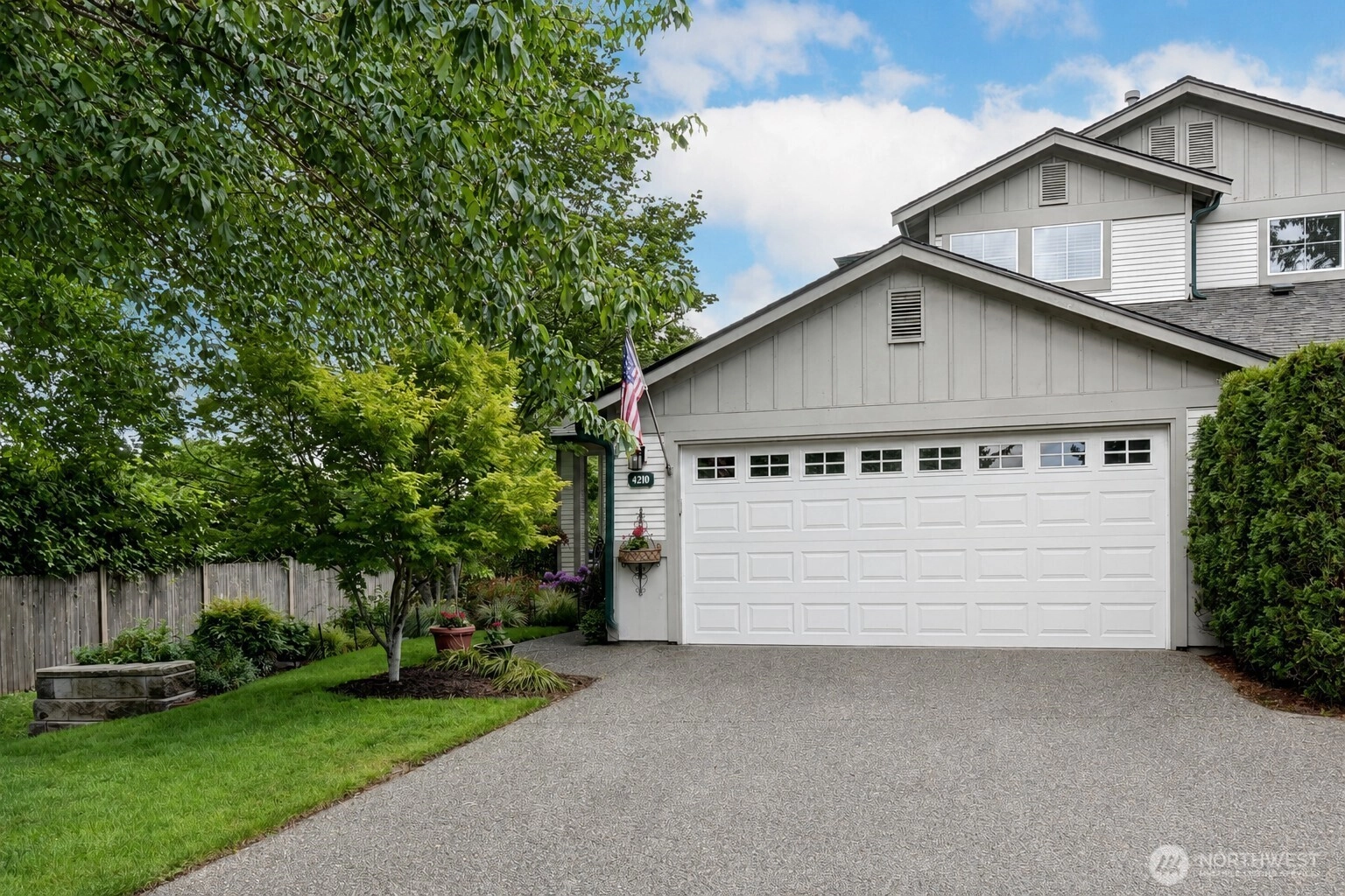 4210 216th St SW Unit  Mountlake Terrace WA 98043