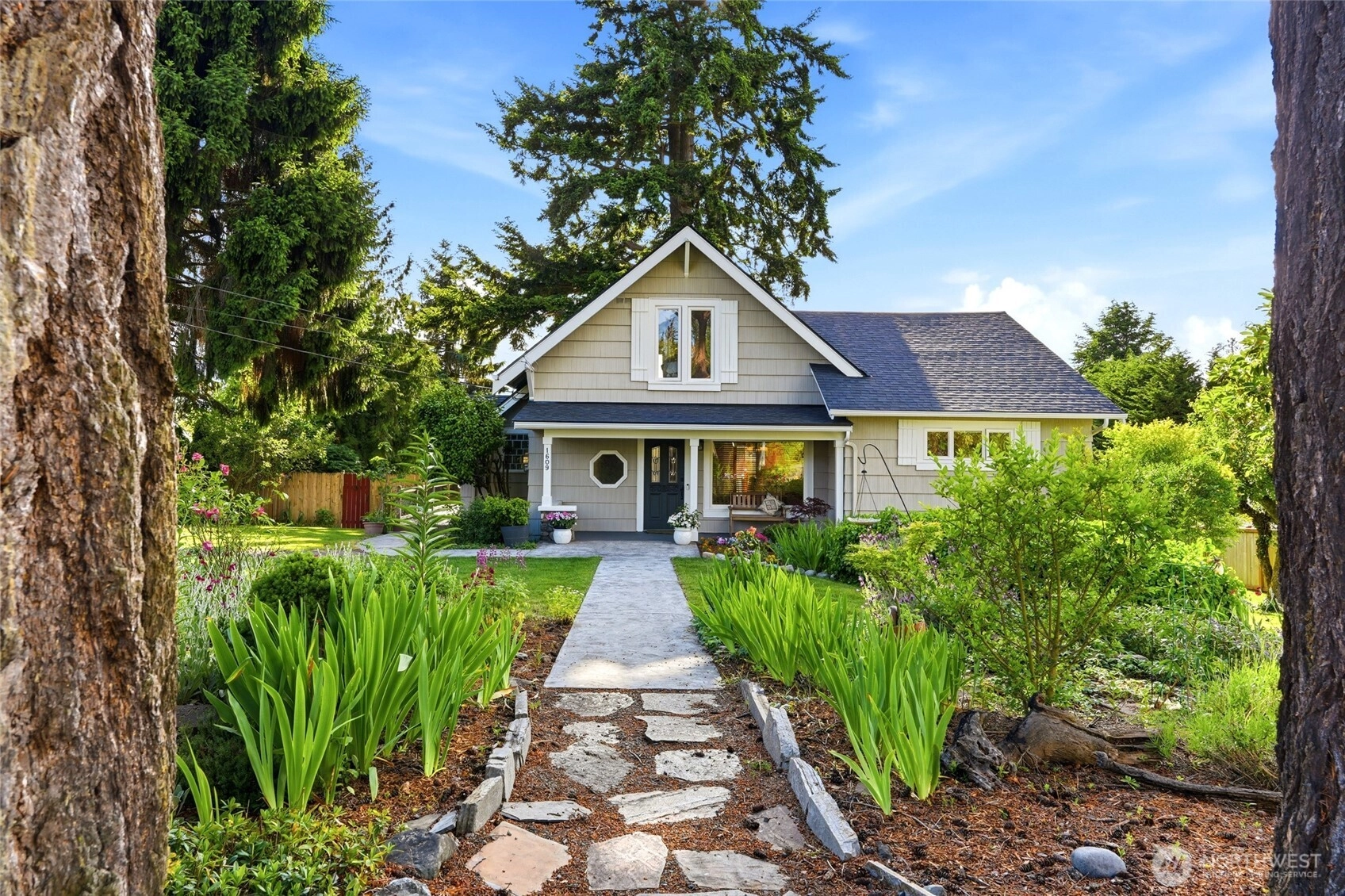 1609 Goat Trail Rd Mukilteo WA 98275
