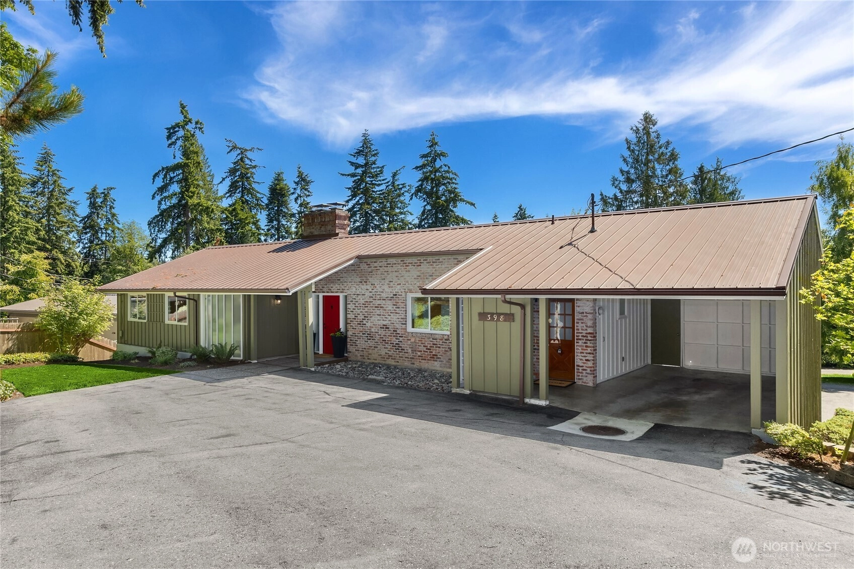 398 Ferncliff Ave NE Unit  Bainbridge Island WA 98110