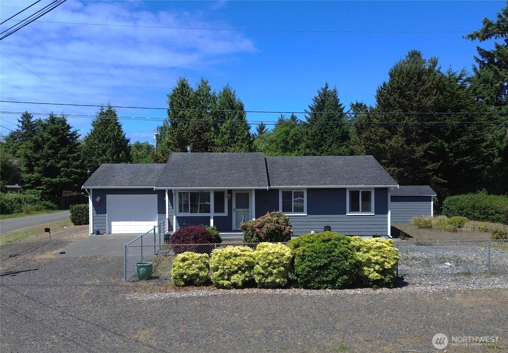 731 S Broadway St Unit  Westport WA 98595