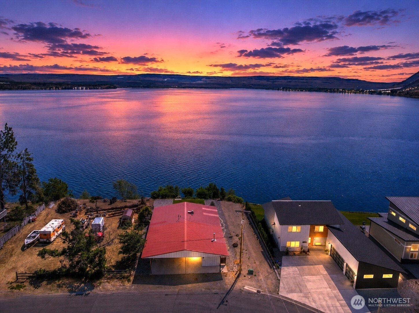 622 S 1st St Unit  Brewster WA 98812